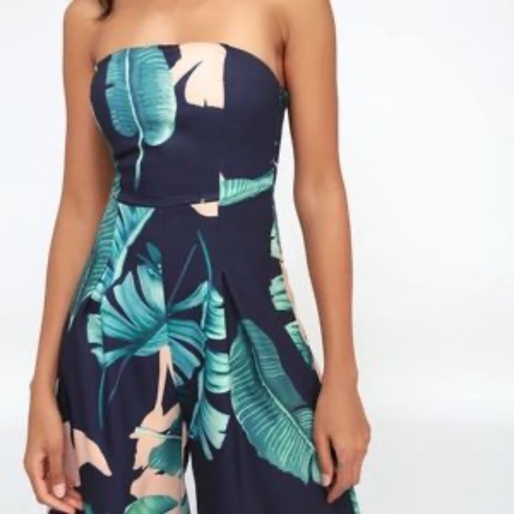 Lulu's Rainforest Strapless Jumpsuit - Like New (XS) - Picture 3 of 9